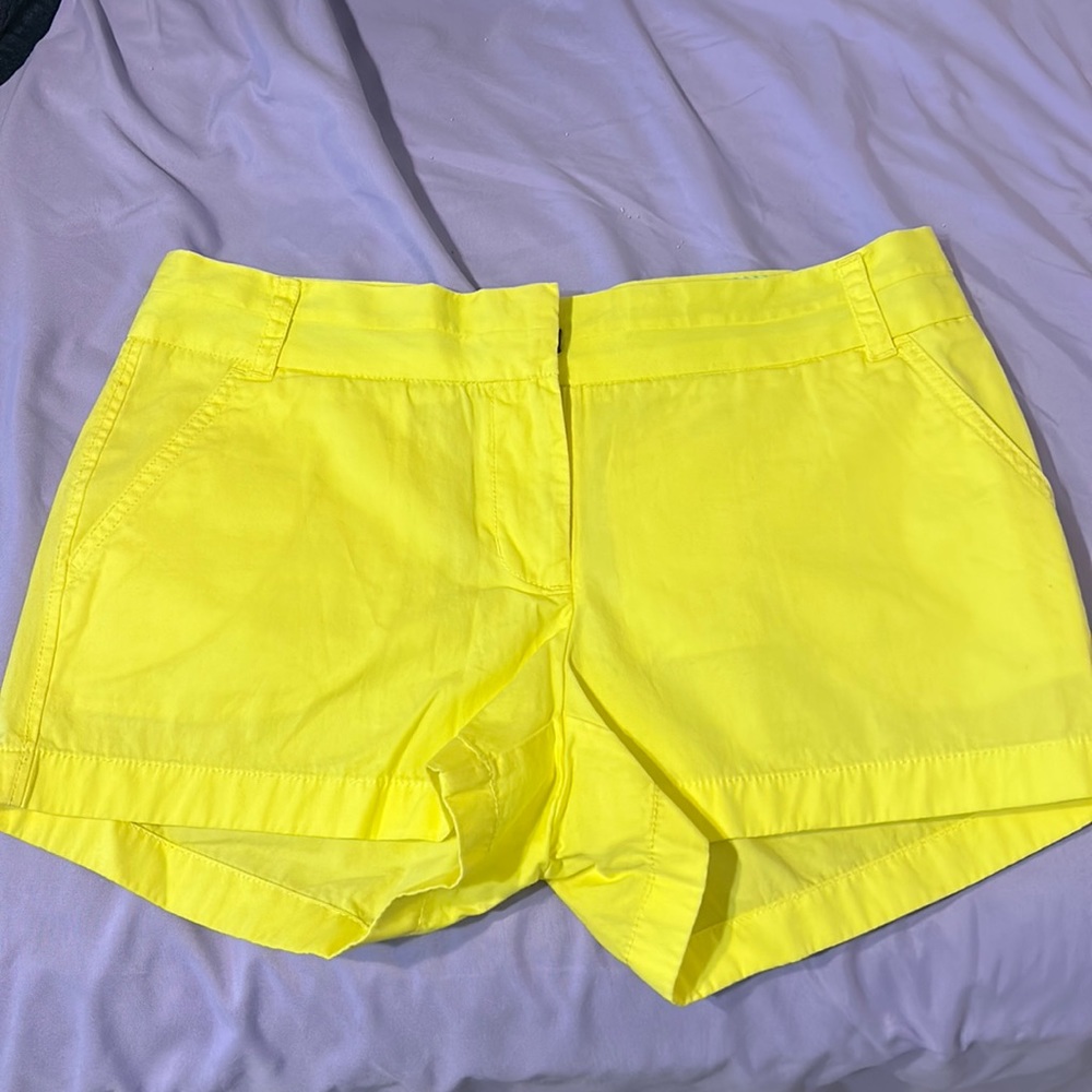 *New* Yellow, preppy, good quality cargo shorts!!!